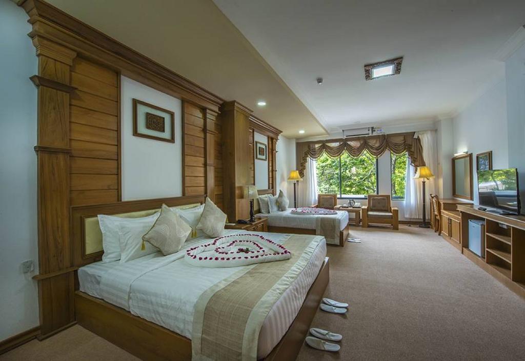 Hotel Shwe Nann Htike Пин О Луин Екстериор снимка