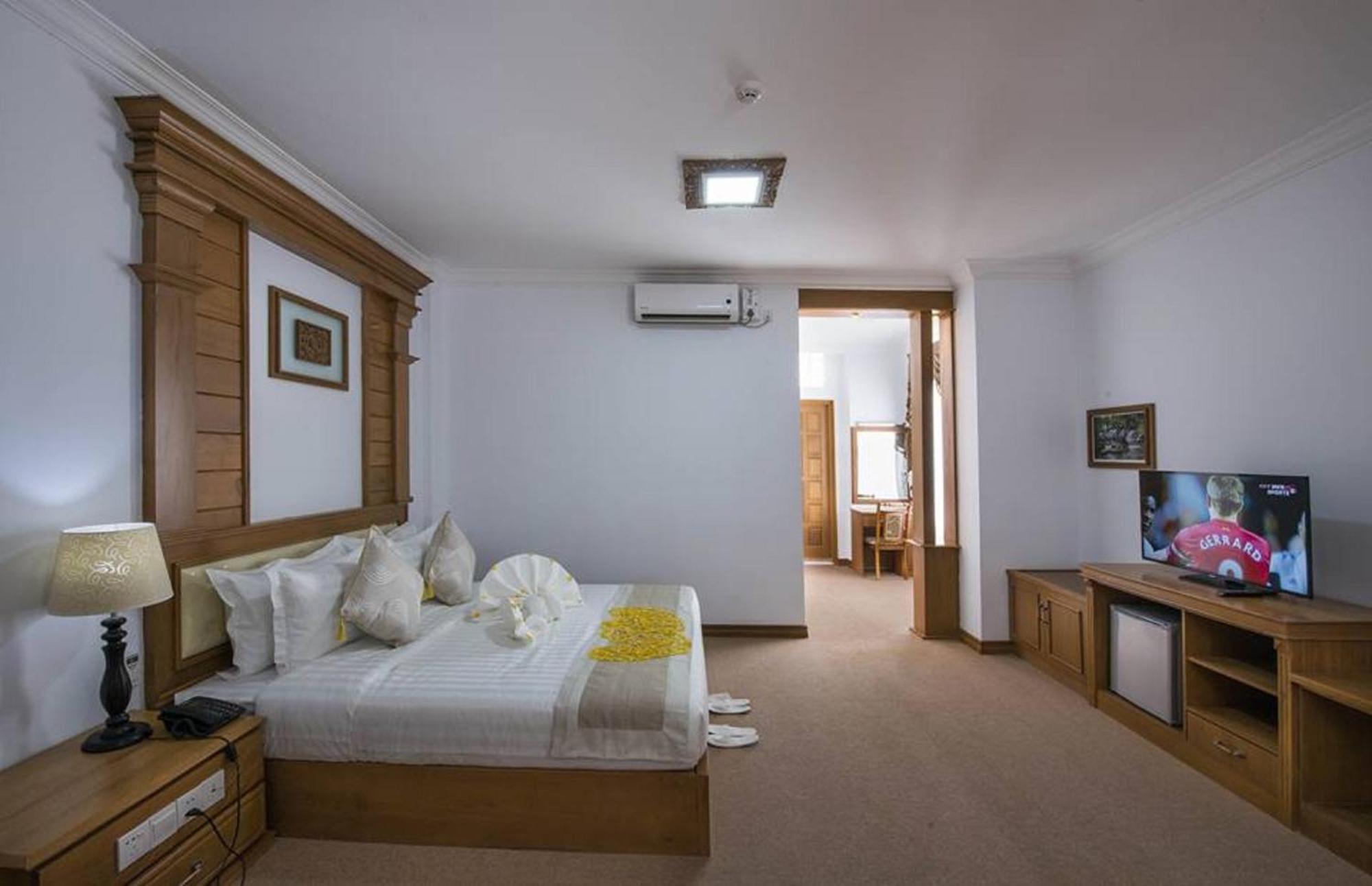 Hotel Shwe Nann Htike Пин О Луин Екстериор снимка
