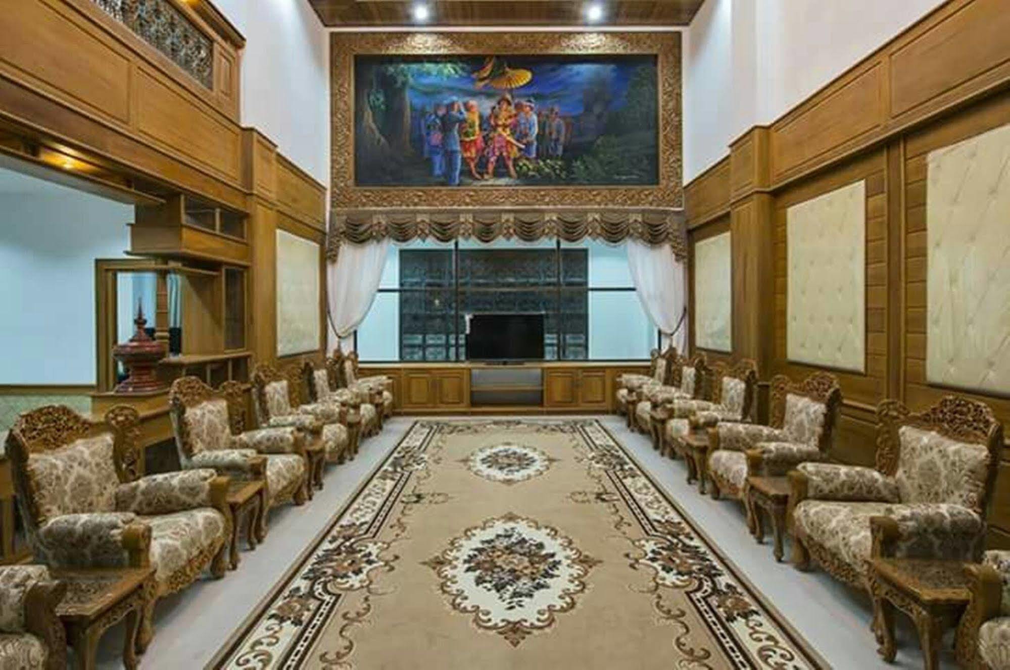 Hotel Shwe Nann Htike Пин О Луин Екстериор снимка